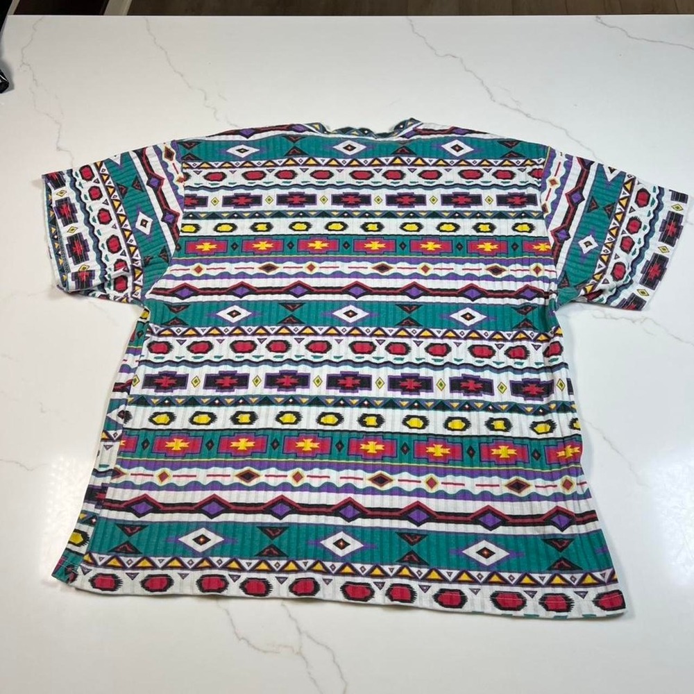 Vintage Aztec surf all over print lightweight trendy shirt - Picture 4 of 6